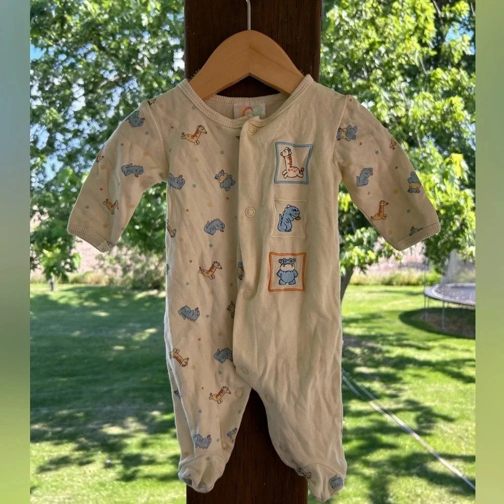 Vintage baby sleeper  size 1 month/10lbs​